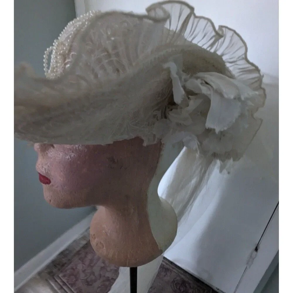 Vtg White Wedding Derby Hat Lace Beaded Veil Flower Applique Coquette Royalcore